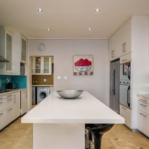 Equipped kitchen; SEA AND ROCK VILLA - Camps Bay