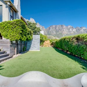 Garden; VILLA  AUBURN - Camps Bay