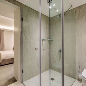 Second bathroom; ATTIQUE VIEW PENTHOUSE - Sea Point