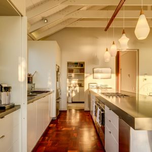 Kitchen; BEACH VIBES - Camps Bay