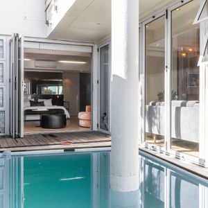 Private Pool; BEACHFRONT BLISS APARTMENT - Camps Bay