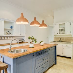 Kitchen island; RED HOUSE - Sea Point
