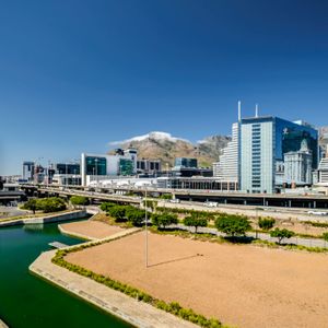 City view; 417 HARBOUR BRIDGE - Cape Town city centre