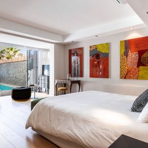 Master Access to Pool; BEACHFRONT BLISS APARTMENT - Camps Bay