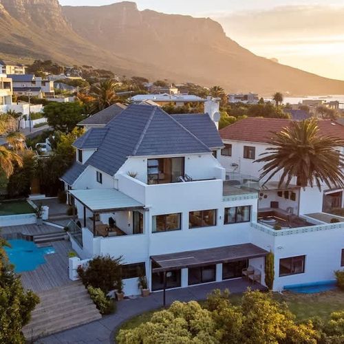 CB1046 - MAISON DE LA MER