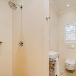 Shower Room; PRIDE VILLA - Camps Bay