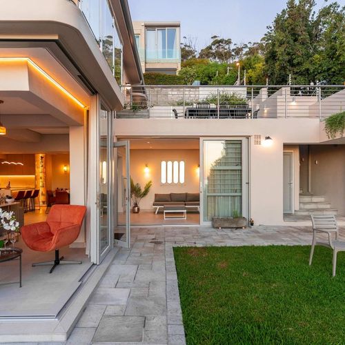 C397 - LISBURN ON CLIFTON VILLA