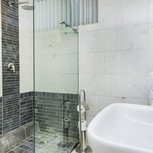 En-suite to master; CLIFTON VIEWS - Clifton