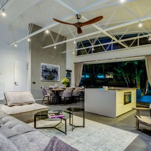 Open-plan living space; MITHRAS HOUSE - Tamboerskloof