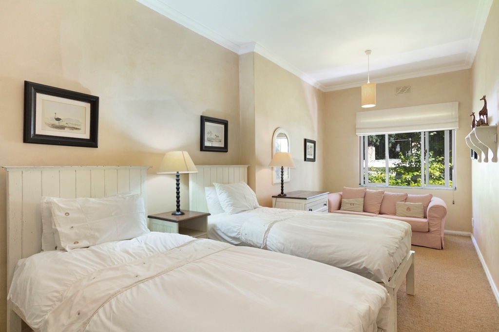 Craiglea Villa, Luxury In Southern Suburbs Capsol Luxury