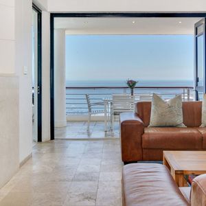 Living area & balcony; BALI DREAM - Camps Bay