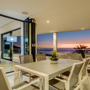 Outdoor dining; PRIMA BLISS - Camps Bay