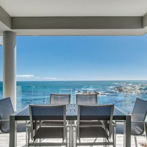Outdoor dining; BALI SUITE - Camps Bay