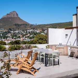 Lions Head view; CASA PRIDE - Bo Kaap