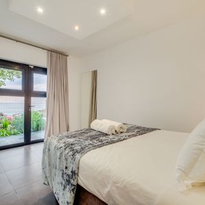 Fifth bedroom in cottage; SUNSET BLISS - Camps Bay