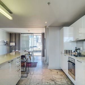 Kitchen; 417 HARBOUR BRIDGE - Cape Town city centre
