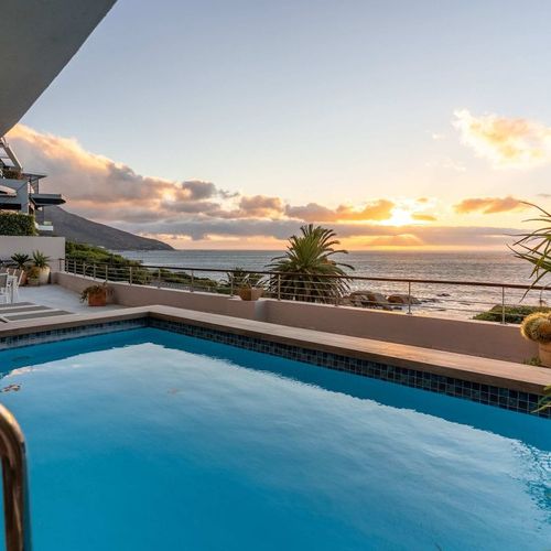 B100 - BAKOVEN SUNSETS