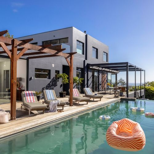 CB1219 - LUSHARA COVE