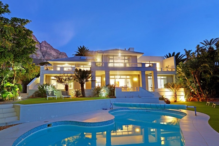 Msangasanga, Luxury Accomodation In Camps Bay | Capsol Luxury Villas