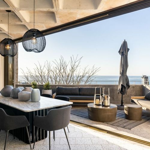 SP239 - SEA POINT LOFT