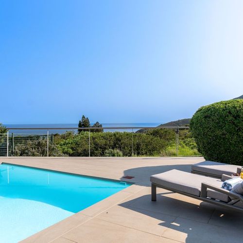 CB1105 - NURA TOWNHOUSE