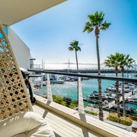 Water Club Blue in Mouille Point accommodation